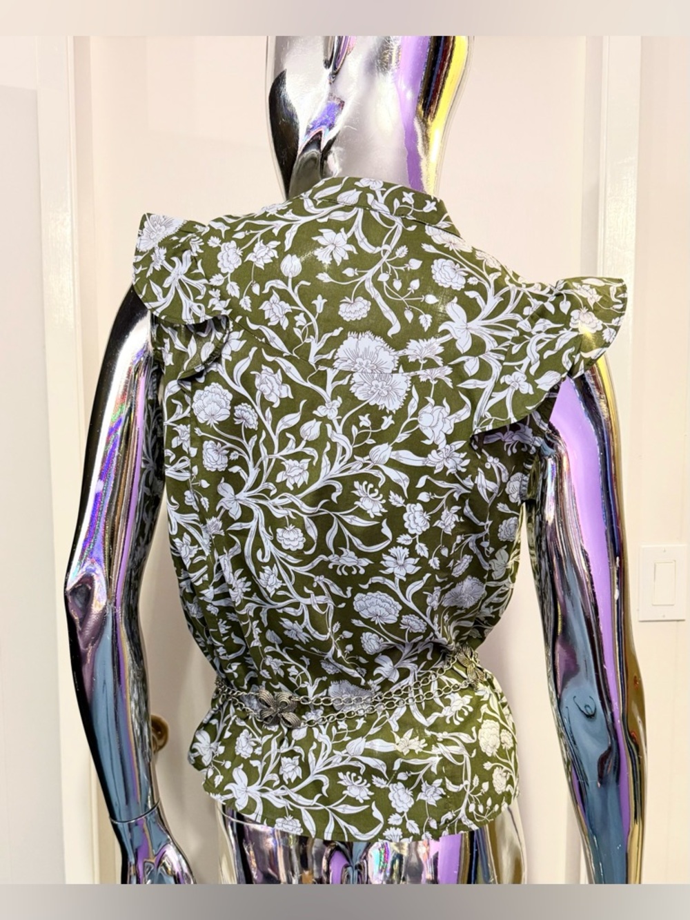 🏖️Summer Sale: Judith & Charles : Green + Blue Floral Ruffle Sleeve Blouse - Picture 3 of 5